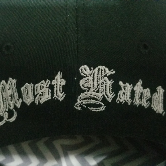 Snapback Hat - Picture 3 of 4